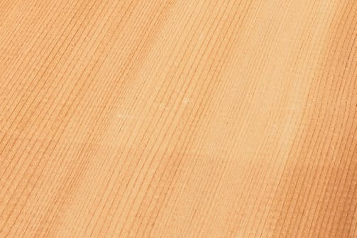 VARIANTER AV TERRASSEBORD I MYKT TRE: SEDER VARIANTER AV TERRASSEBORD I MYKT TRE: SEDER